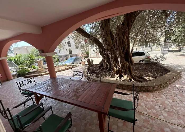 Villa Olive Przno 1 - Patio - Two Parking Spots
