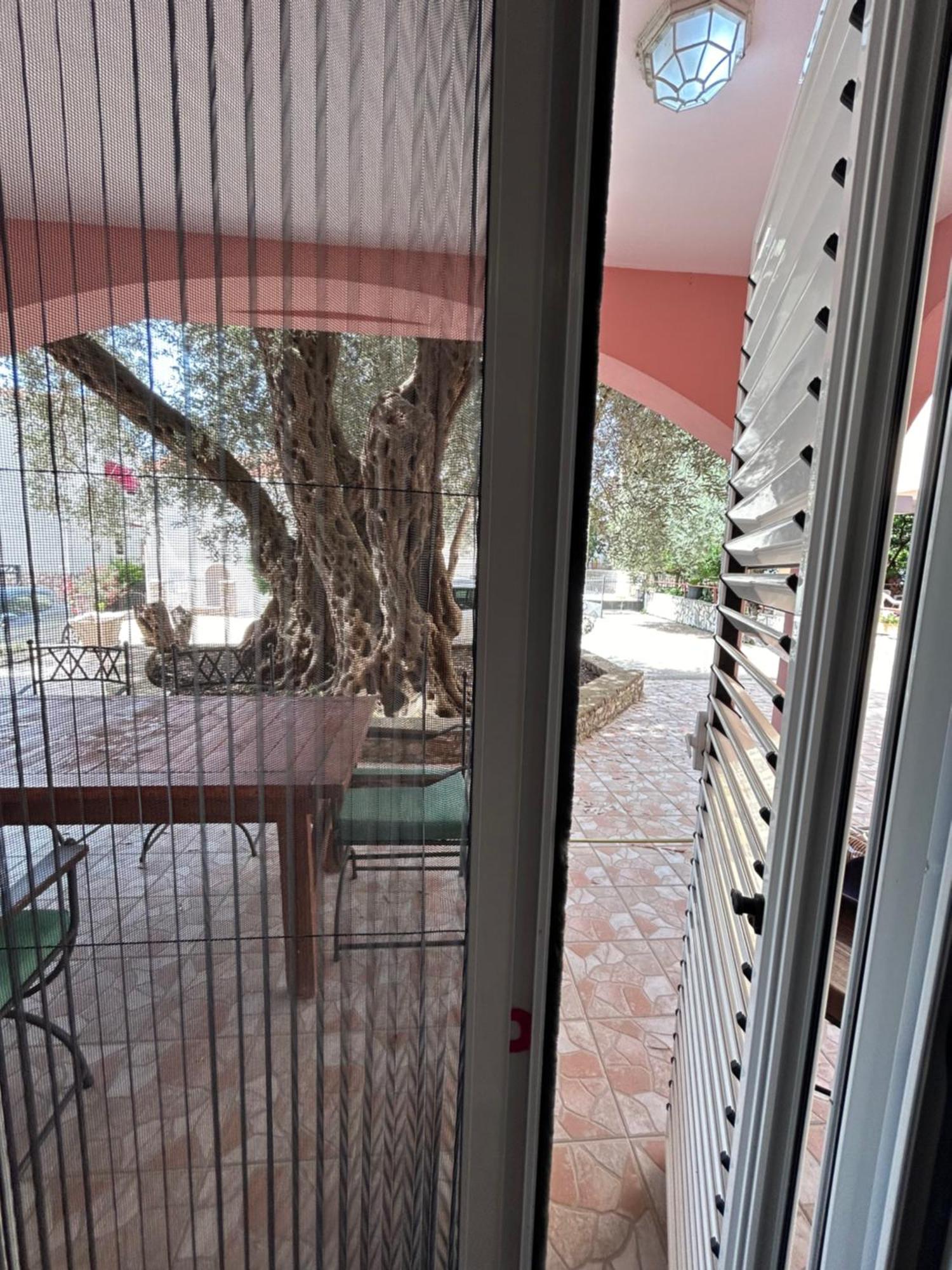 Olive Przno 1 - Patio - Two Parking Spots