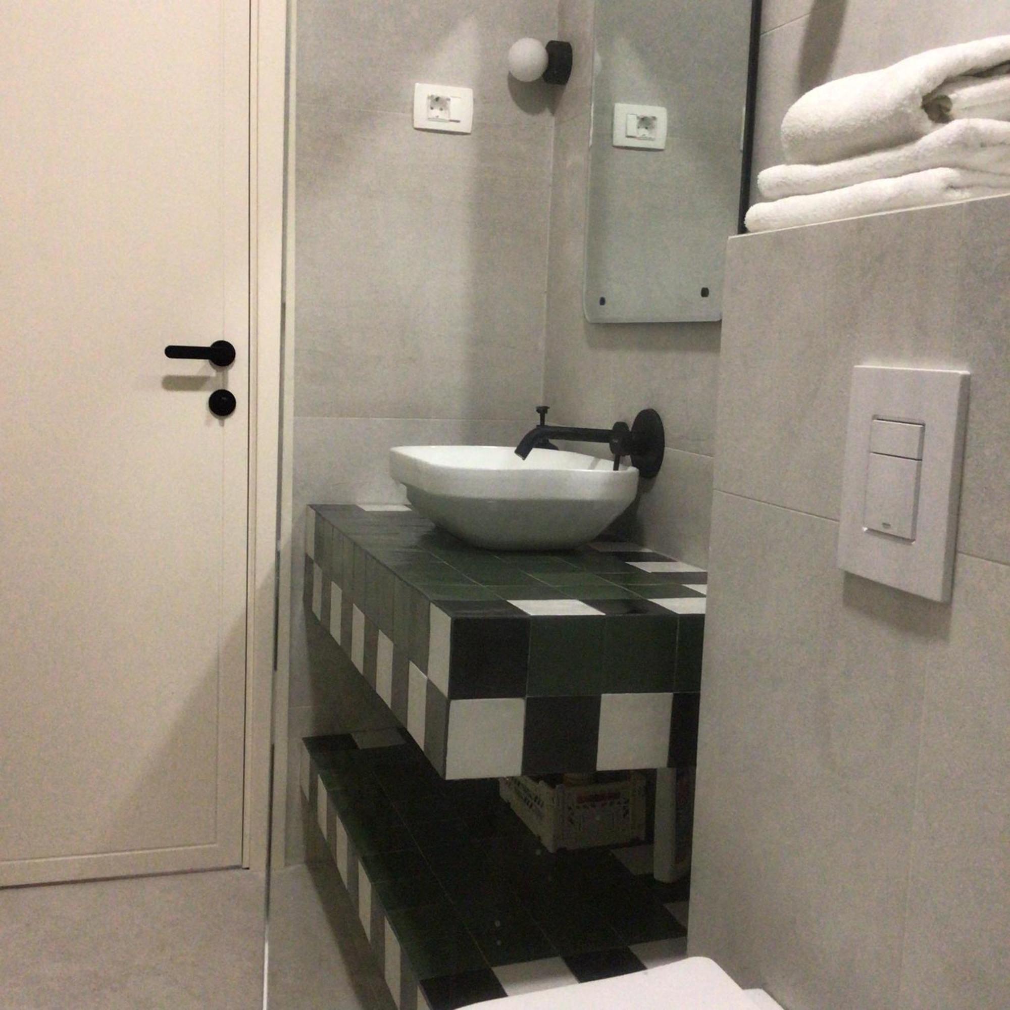 Olive Przno - Peaceful Private Patio - 2 Bedroom - 2 Parking Spots *